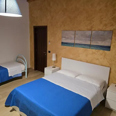 Lemon House * Avola